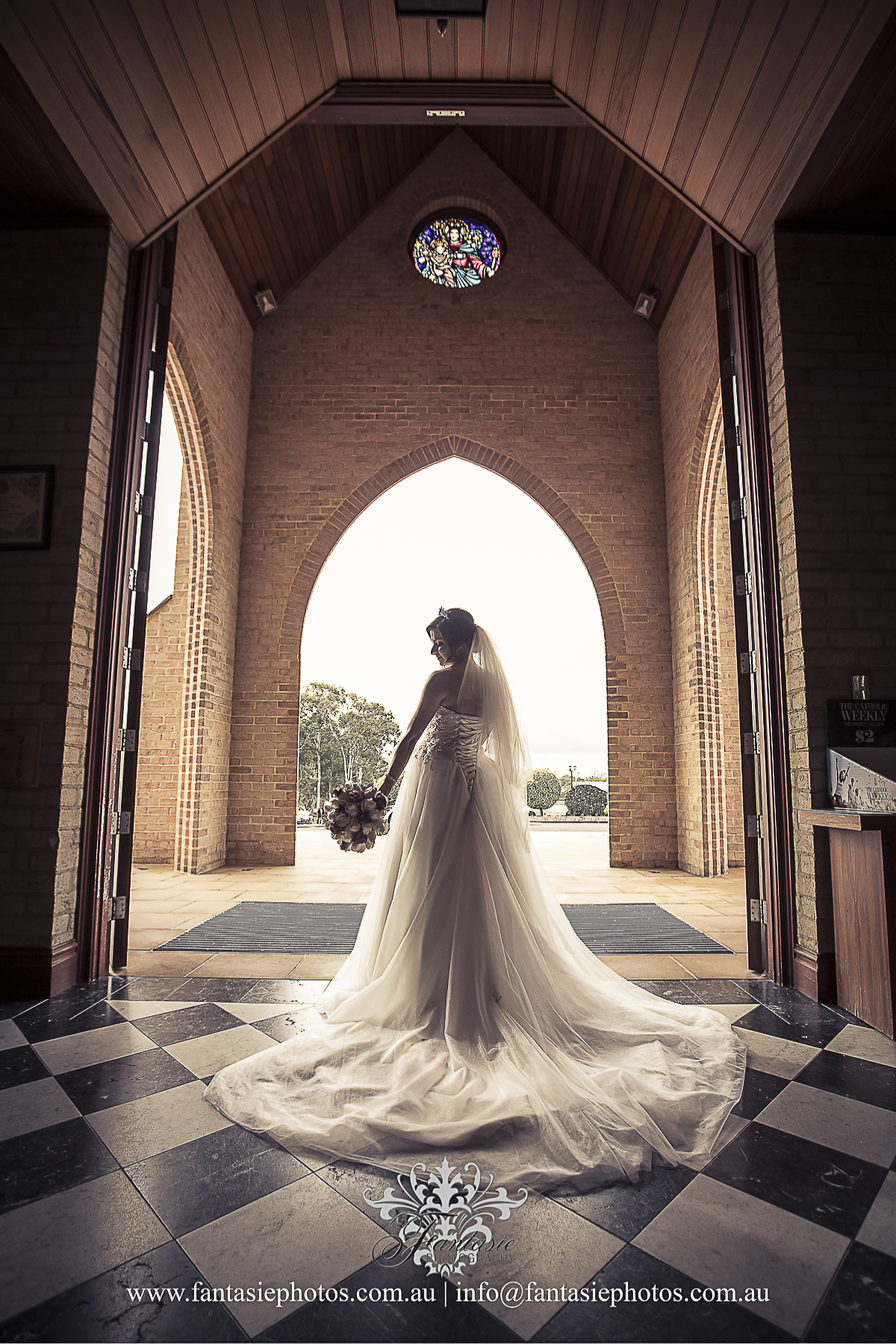 Wedding Photography at Our Lady Victories Catholic Church Horsley Park | Fantasie Photography