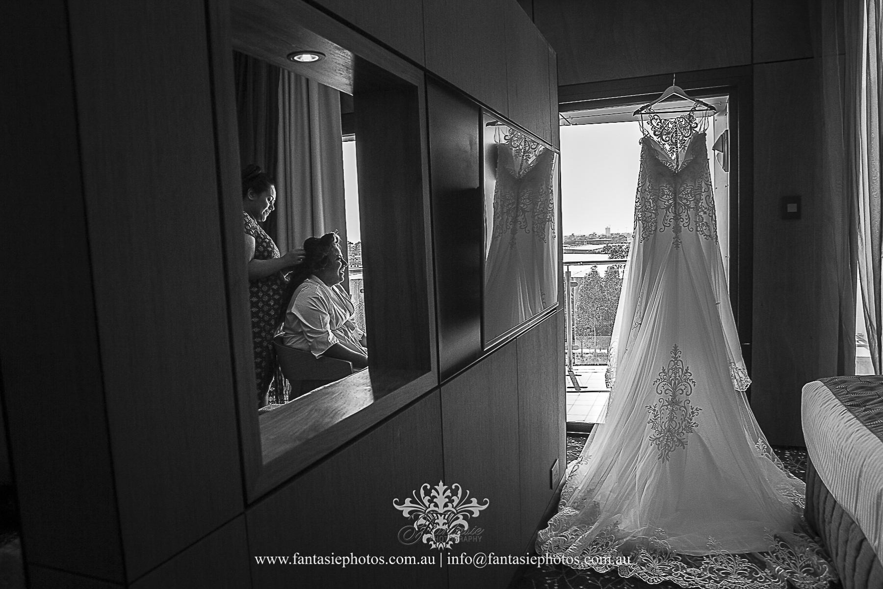 wedding photography at liverpool catholic | Fantasie Photography